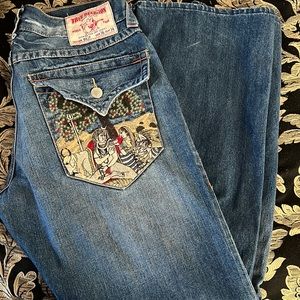 *Used* Authentic Men True Religion Embroidered Jeans